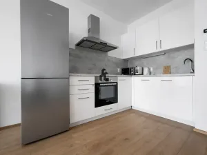 Pronájem bytu 2+kk, Praha - Holešovice, Komunardů, 57 m2
