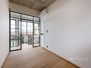 Prodej bytu 4+kk, Praha - Vysočany, Kolbenova, 90 m2