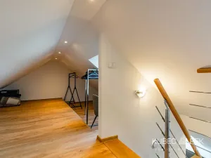 Pronájem bytu 1+kk, Praha - Jinonice, V Roháčích, 30 m2