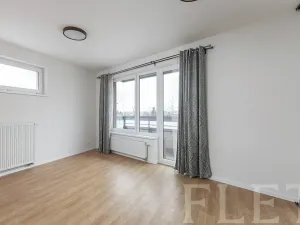 Pronájem bytu 1+kk, Praha - Kamýk, Freiwaldova, 43 m2