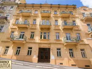 Prodej bytu 2+kk, Mariánské Lázně, Ruská, 52 m2