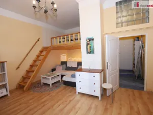 Prodej bytu 2+kk, Karlovy Vary, Krále Jiřího, 65 m2