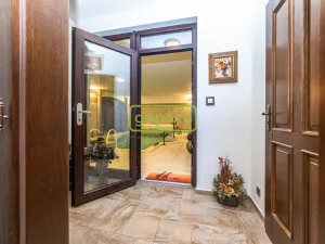 Prodej rodinného domu, Braškov, Akátová, 446 m2