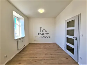 Pronájem bytu 1+kk, Brno, Mathonova, 19 m2