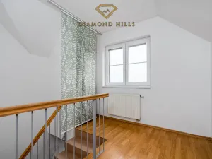 Pronájem bytu 3+kk, Holubice, Lipová, 88 m2