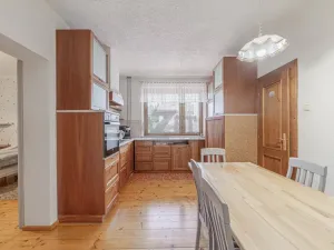 Prodej rodinného domu, Český Těšín, Žukovská, 291 m2