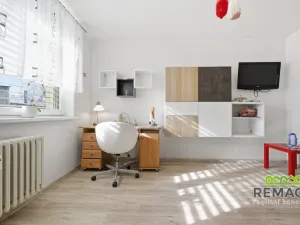 Prodej bytu 3+1, Uherské Hradiště, 28. října, 72 m2