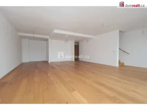 Prodej rodinného domu, Praha - Libuš, V Hrobech, 286 m2