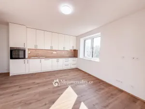 Pronájem bytu 2+kk, Znojmo, Vančurova, 48 m2