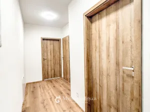 Pronájem bytu 2+kk, Znojmo, Vančurova, 48 m2