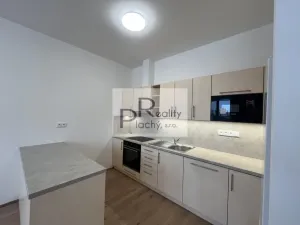 Prodej bytu 2+kk, Hevlín, 62 m2