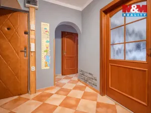 Prodej bytu 4+1, Litoměřice - Pokratice, Ladova, 77 m2