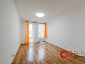 Pronájem bytu 2+kk, Říčany, Na Fialce, 66 m2