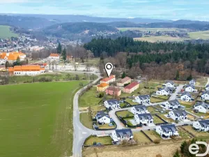 Prodej bytu 3+1, Chocerady - Komorní Hrádek, 83 m2