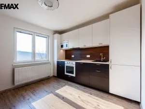 Prodej rodinného domu, Šumná, 200 m2