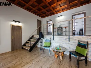 Prodej rodinného domu, Šumná, 200 m2