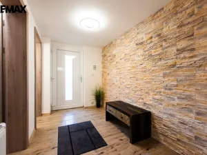 Prodej rodinného domu, Šumná, 200 m2