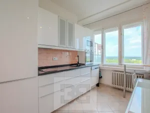 Pronájem bytu 3+1, Praha - Vinohrady, Písecká, 101 m2