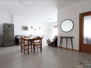 Prodej bytu 3+1, Villa Rosa,Itálie, 84 m2