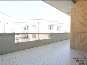 Prodej bytu 3+1, Villa Rosa,Itálie, 84 m2