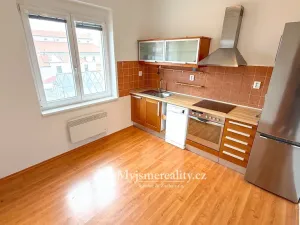 Pronájem bytu 3+1, Znojmo, 88 m2