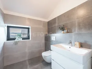 Prodej rodinného domu, Kornatice, 270 m2