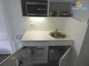 Pronájem bytu 1+kk, Praha - Hlubočepy, Lamačova, 15 m2