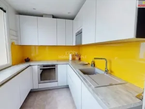 Pronájem bytu 3+1, Praha - Kamýk, Zárubova, 83 m2