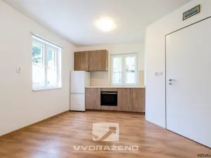 Prodej chalupy, Dolní Dvůr, 280 m2
