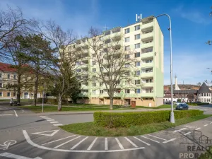 Prodej bytu 3+1, Hustopeče, Masarykovo nám., 72 m2