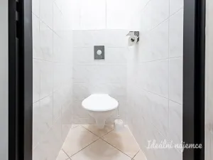 Pronájem bytu 3+1, Praha - Horní Měcholupy, Ravennská, 74 m2