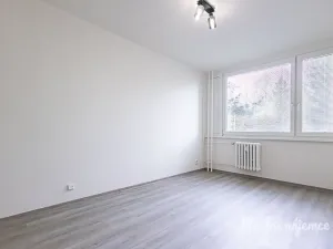 Pronájem bytu 3+1, Praha - Horní Měcholupy, Ravennská, 74 m2