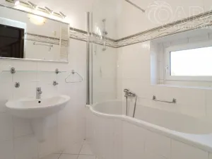 Prodej bytu 6+kk a větší, Statenice - Černý Vůl, Kralupská, 210 m2