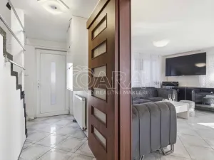 Prodej rodinného domu, Průhonice, U Cihelny, 200 m2