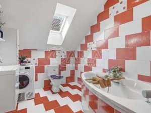 Prodej rodinného domu, Průhonice, U Cihelny, 200 m2