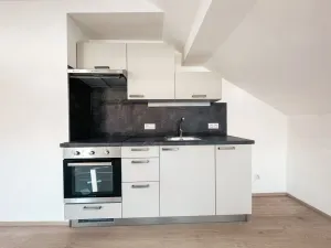 Pronájem bytu 3+kk, Praha - Žižkov, Jeronýmova, 74 m2