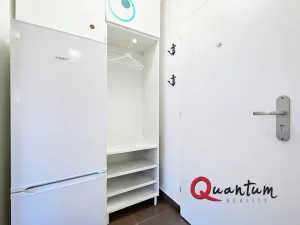 Prodej bytu 1+kk, Praha - Uhříněves, Bečovská, 20 m2