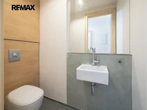 Pronájem bytu 2+kk, Praha - Karlín, Rohanské nábřeží, 73 m2