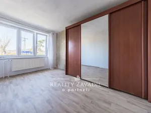 Prodej bytu 3+1, Nespeky, Benešovská, 62 m2