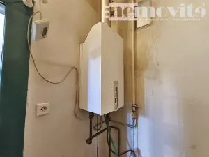 Prodej obchodního prostoru, Pardubice, Za Pasáží, 73 m2