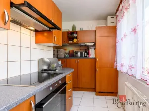 Prodej bytu 3+1, Plzeň - Doubravka, Na Dlouhých, 68 m2