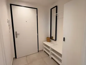 Pronájem bytu 1+kk, Praha - Strašnice, Michelangelova, 35 m2