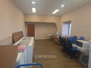 Pronájem obchodního prostoru, Veselí nad Moravou, tř. Masarykova, 33 m2