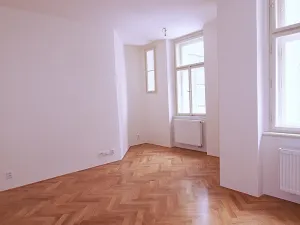 Pronájem bytu 3+kk, Praha - Vršovice, Bulharská, 85 m2