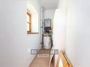 Prodej rodinného domu, Brloh, 430 m2