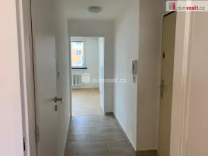 Pronájem bytu 3+kk, Ústí nad Labem - Ústí nad Labem-centrum, Velká Hradební, 56 m2