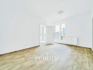 Pronájem bytu 2+kk, Jihlava, Vrchlického, 55 m2