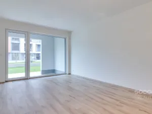 Pronájem bytu 2+kk, Praha - Hloubětín, Domalípova, 127 m2