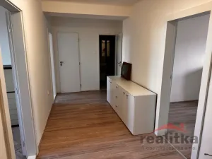 Prodej bytu 3+1, Opava - Město, U Fortny, 79 m2