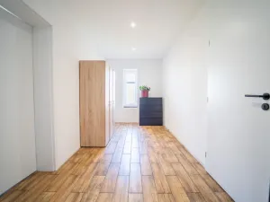 Prodej rodinného domu, Žleby, Školní, 218 m2